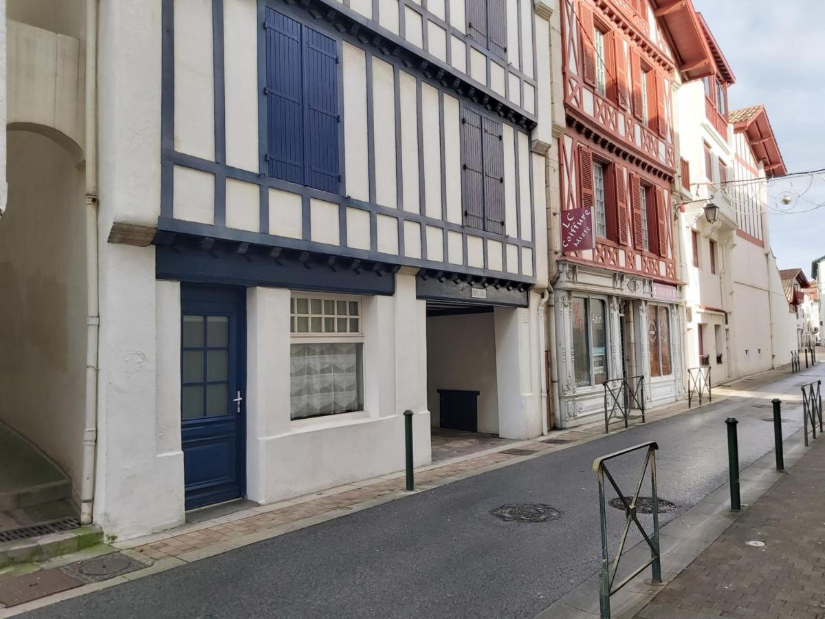 Apartment Saint-jean-de-luz, 1 Piece, 4 Personnes - Fr-1-239-485